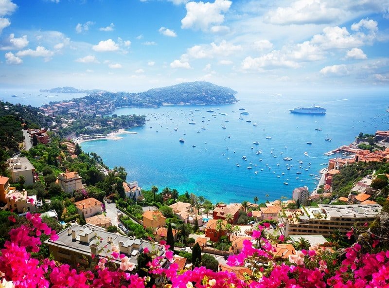 Discover the delights of a French Riviera yacht charter