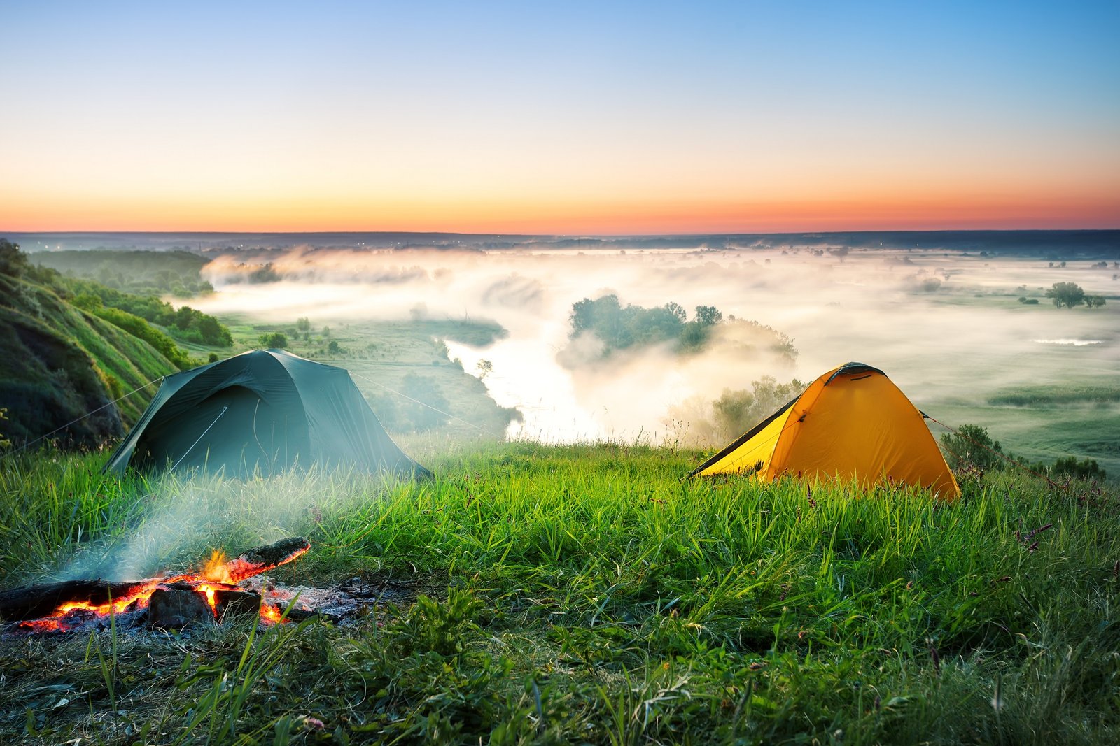 Best Gadgets and Accessories That Students Need for Camping